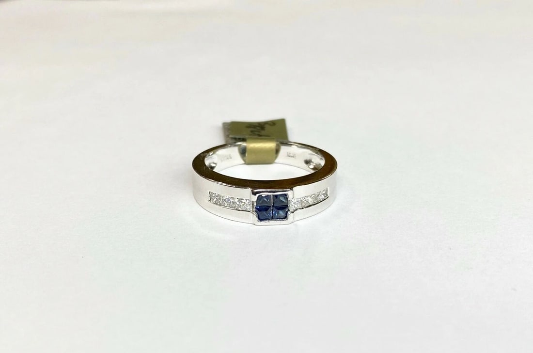 MENS 14K WHITE GOLD BAND WITH NATURAL SAPPHIRES AND 0.38CTW DIAMONDS(SIZE 9.5): MENS 14K WHITE GOLD BAND WITH NATURAL SAPPHIRES AND 0.38CTW DIAMONDS(SIZE 9.5) Mens 14k White Gold Band with Natural Sapphires and 0.38CTs Diamonds (Size 9.5) You are bidding on a pre-owned Mens 14k W