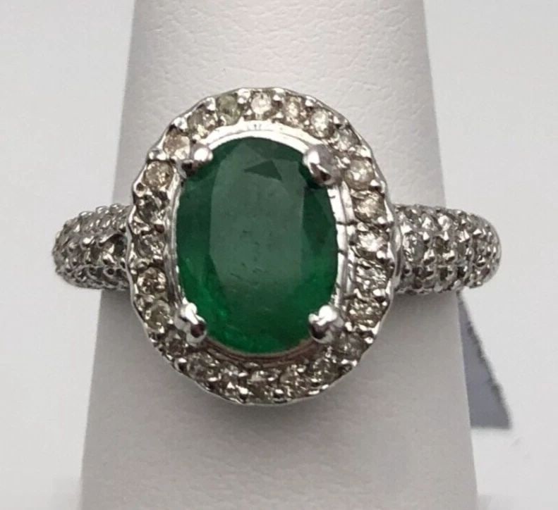 14K WHITE GOLD RING SET WITH 1.91CT NATURAL EMERALD AND 0.74 CTS OF DIAMONDS (1 of 2)