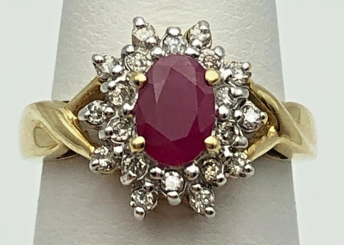 14K YELLOW GOLD RING WITH NATURAL RUBY AND 0.20CTS OF DIAMONDS SIZE: 6.75 (1 of 2)