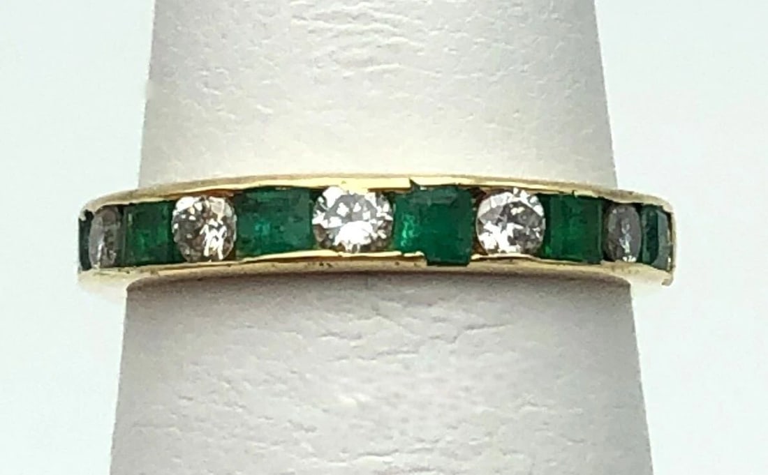 14K YELLOW GOLD RING / BAND WITH NATURAL EMERALDS AND 0.30CTS OF DIAMONDS (1 of 2)