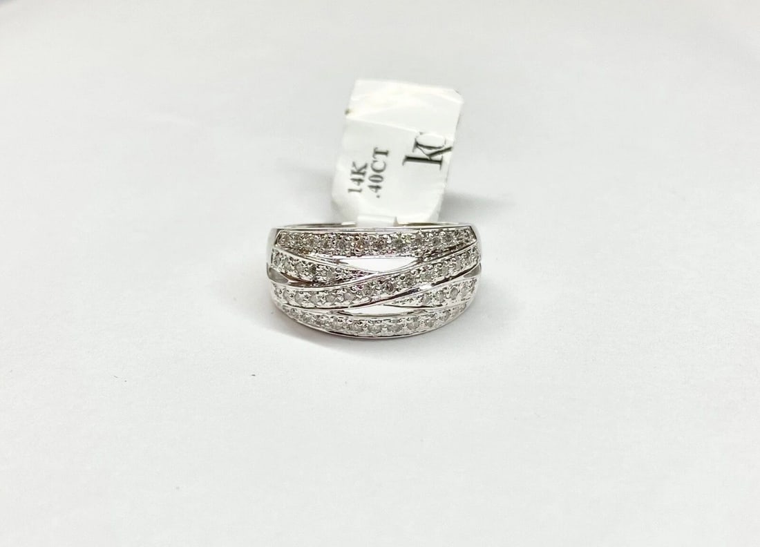 WOMEN'S 14K WHITE GOLD RING WITH 0.40CT DIAMONDS (SIZE 6.5) (1 of 2)