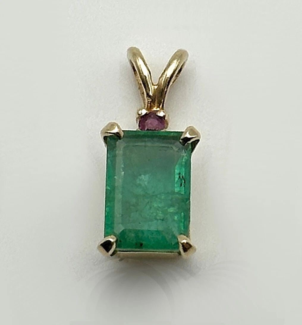10K GOLD PENDANT WITH 1.5CT NATURAL EMERALD AND NATURAL RUBY 1.1 GRAMS (1 of 2)