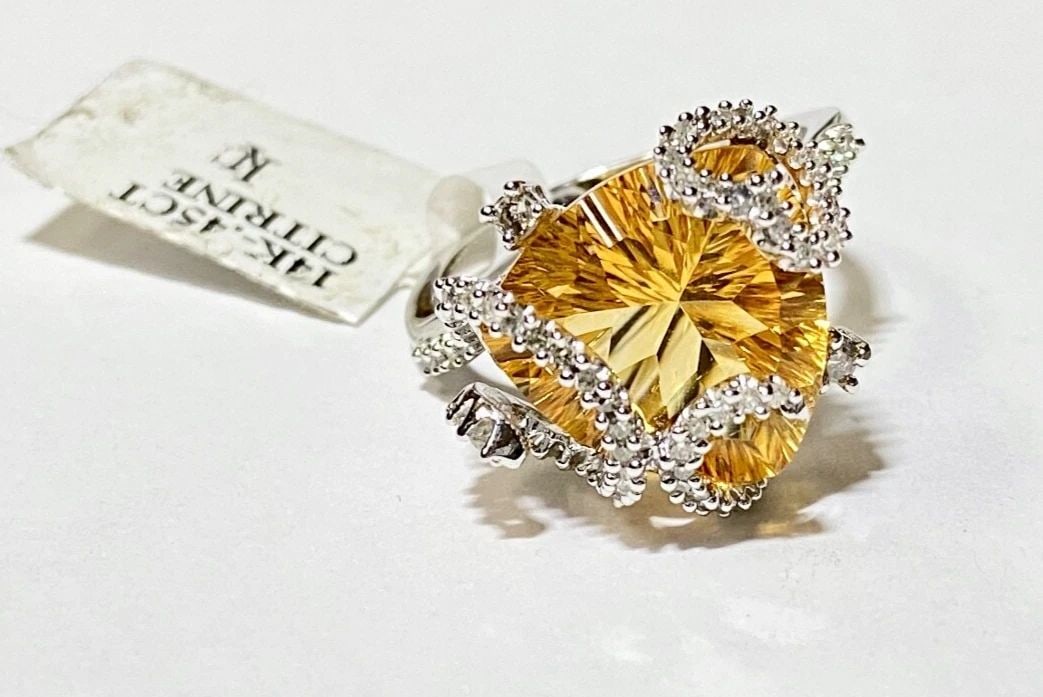 NEW WOMEN'S 14K WHITE GOLD RING WITH CITRINE AND 0.45CTS DIAMONDS (SIZE 7) (1 of 2)