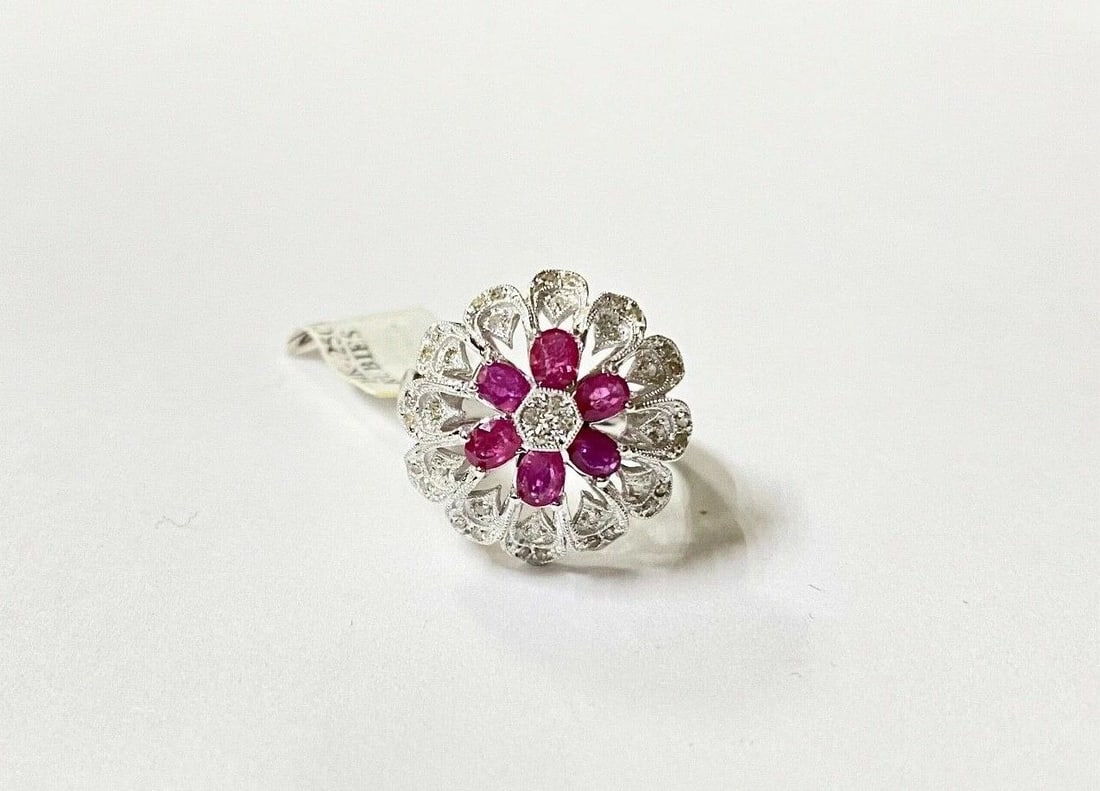 WOMEN'S 14K WHITE GOLD FLOWER RING WITH RUBIES AND 0.25CTS DIAMONDS (SIZE 7) (1 of 2)