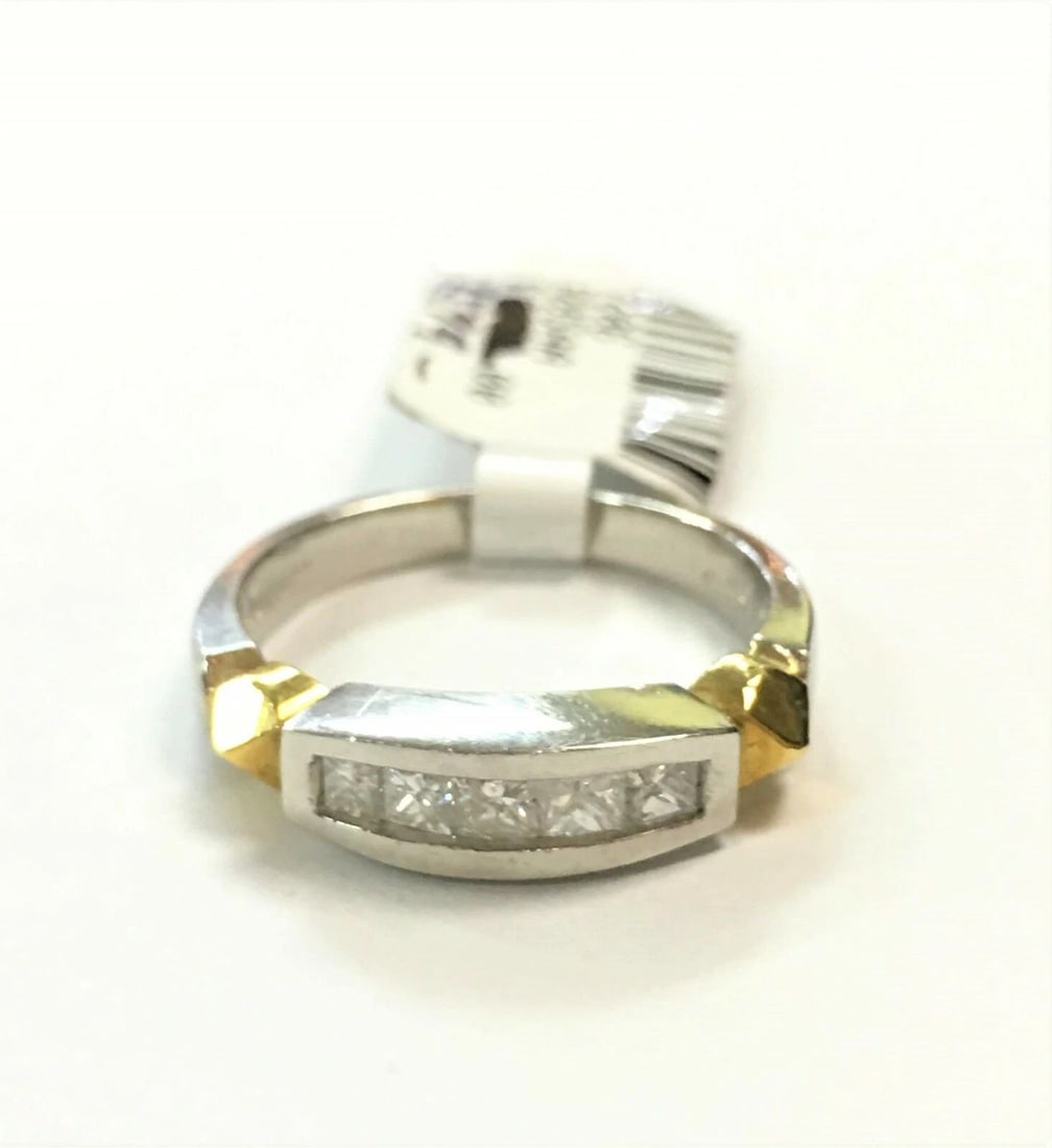 18K WHITE GOLD RING WITH YELLOW GOLD ACCENTS AND DIAMONDS (SIZE: 6.25) (1 of 2)