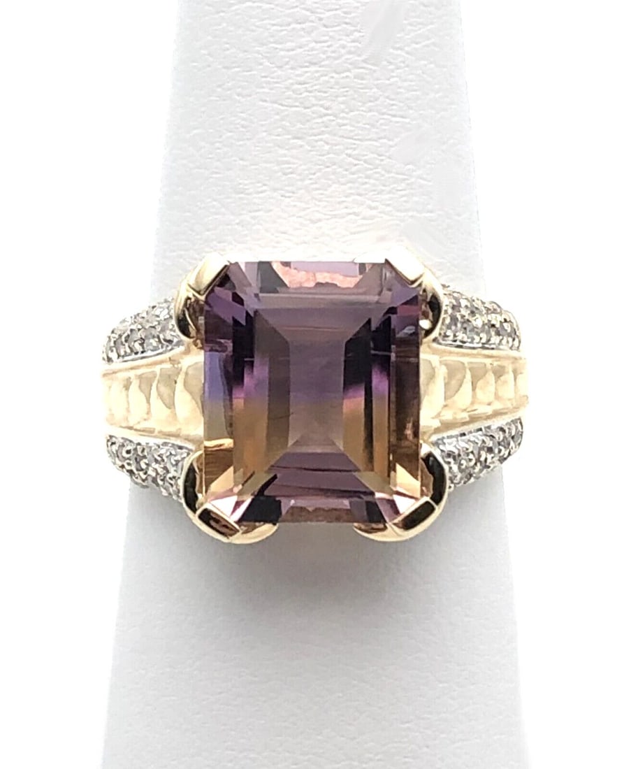 14K GOLD RING WITH AMETRINE AND 0.27CTW DIAMONDS (SIZE: 8.25) 5.9 GRAMS (1 of 2)