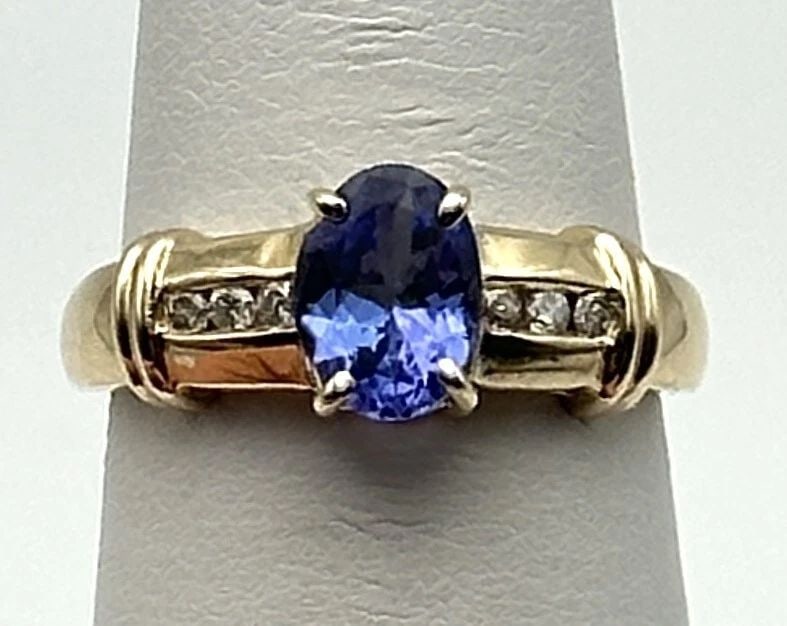 14K GOLD RING WITH 1.2CT TANZANITE AND 0.12CTS OF DIAMONDS SIZE: 7 3.2G (1 of 2)