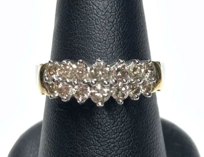 10K WHITE GOLD RING & YELLOW GOLD ACCENTS, 1.00CTS OF DIAMONDS SIZE: 7 4.8G (1 of 2)