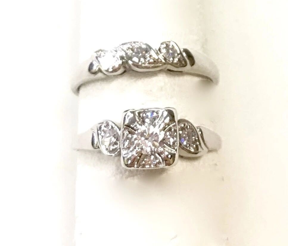 14K WHITE GOLD RINGS ENGAGEMENT SET WITH 0.33CTS OF DIAMONDS SIZE: 5.75 3.4G (1 of 2)