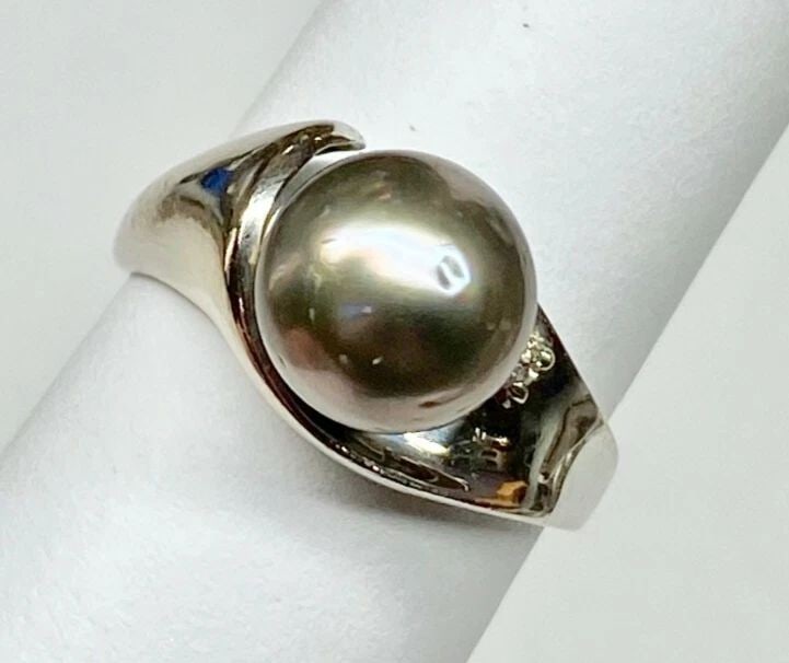 14K WHITE GOLD RING, 9MM BLACK TAHITIAN PEARL, 0.02CTS OF DIAMOND SIZE: 7 (1 of 2)