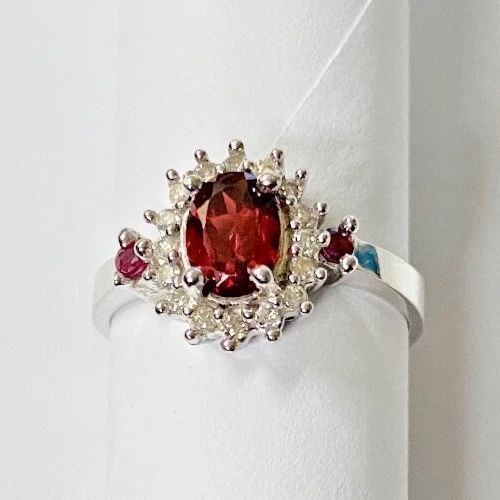 14 WHITE GOLD RING WITH 0.10CT RUBY, 0.93CT GARNET AND 0.17CTS OF DIAMONDS 3.8G (1 of 2)