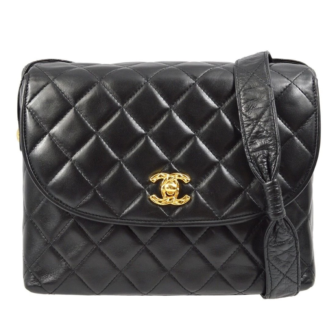 CHANEL BLACK LAMBSKIN SHOULDER BAG (1 of 2)