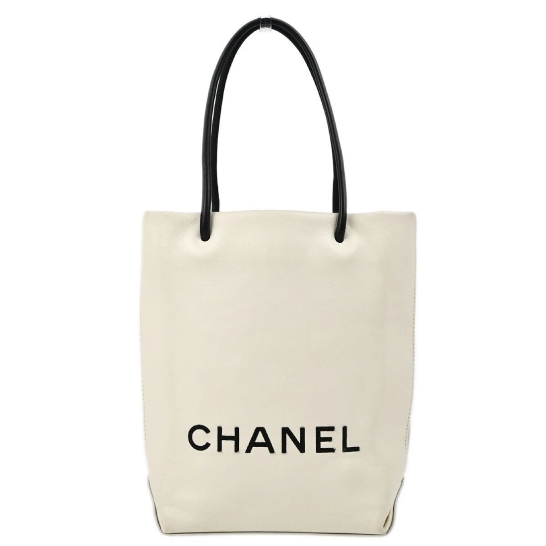 CHANEL WHITE CALFSKIN ESSENTIAL TOTE BAG (1 of 2)