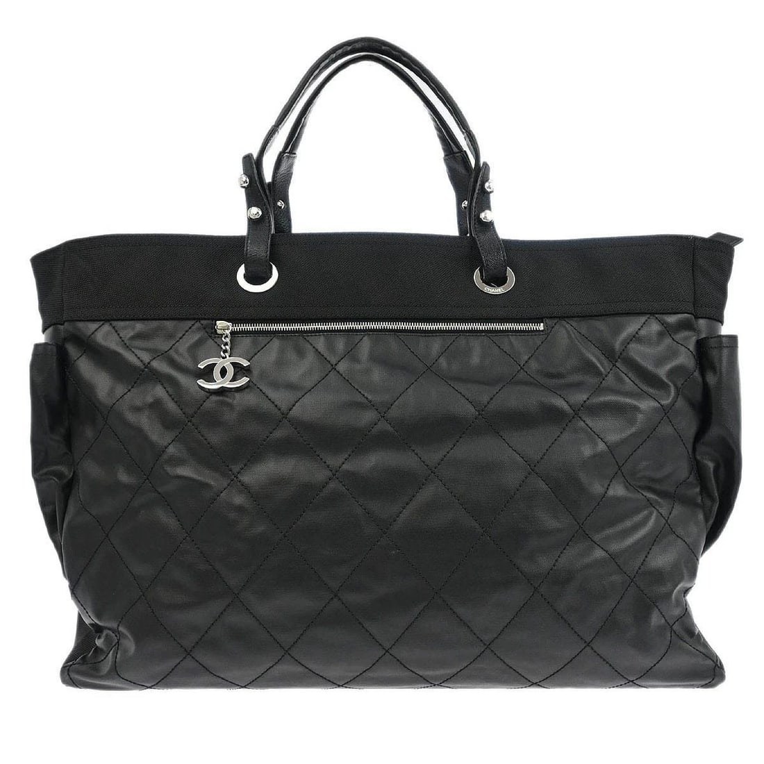 CHANEL BLACK LEATHER PARIS-BIARRITZ GM TOTE HANDBAG: CHANEL BLACK LEATHER PARIS-BIARRITZ GM TOTE HANDBAG Chanel Tote Handbag Description OUTSIDE : A+: VERY GOOD CONDITION!! Minor stains. INSIDE : A+: VERY GOOD CONDITION!! S : New or new without a tag. S