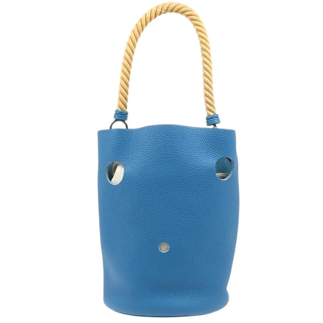 HERMES BLUE JEAN TAURILLON CLEMENCE MANGEOIRE MM HANDBAG: HERMES BLUE JEAN TAURILLON CLEMENCE MANGEOIRE MM HANDBAG Hermes Mangeoire MM Handbag Description OUTSIDE : A+: VERY GOOD CONDITION!! Minor scuffs. Minor dirt. INSIDE : A+: VERY GOOD CONDITION!! Minor