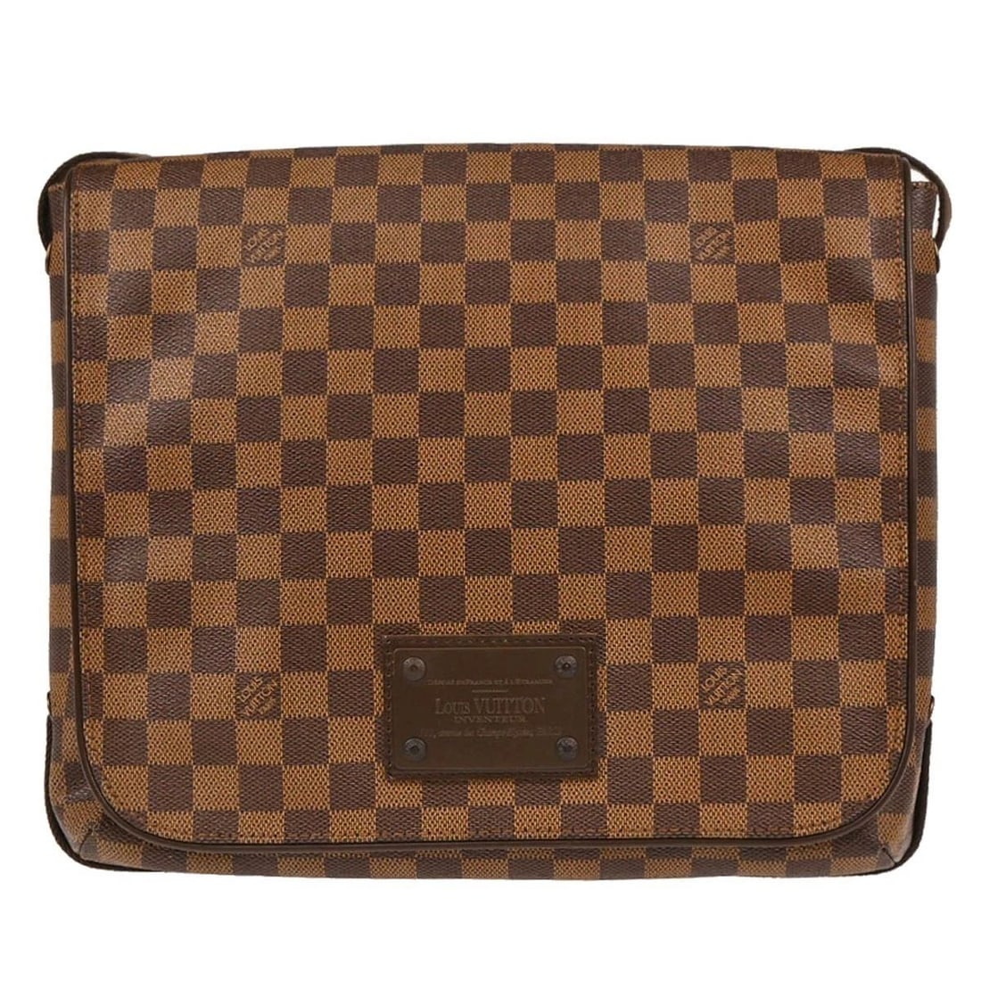 LOUIS VUITTON DAMIER BROOKLYN MM SHOULDER BAG: LOUIS VUITTON DAMIER BROOKLYN MM SHOULDER BAG Louis Vuitton Damier Brooklyn MM Shoulder Bag N51211 Description OUTSIDE : A+: VERY GOOD CONDITION!! There is slightly crack on the edge. INSIDE : A+: VER