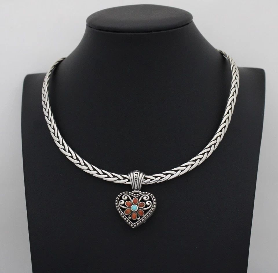 STERLING SILVER CHOKER NECKLACE W/ MULTICOLOR GEMSTONE PENDANT 5" - 47.3 GRAMS: STERLING SILVER CHOKER NECKLACE W/ MULTICOLOR GEMSTONE PENDANT 5" - 47.3 GRAMS Description Sterling Silver Choker Necklace w/ Multicolor Gemstone Pendant Pendant & necklace is in good condition. May s