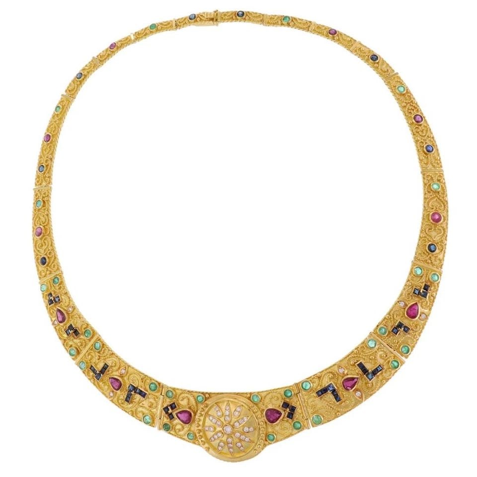 SUNBURST GRADUATED LINK NECKLACE ESTATE DIAMOND GEMS 18K GOLD: SUNBURST GRADUATED LINK NECKLACE ESTATE DIAMOND GEMS 18K GOLD Estate Diamond Gems 18k Gold Sunburst Graduated Link Necklace Description This is a magnificent, graduated link collar necklace, it is cra