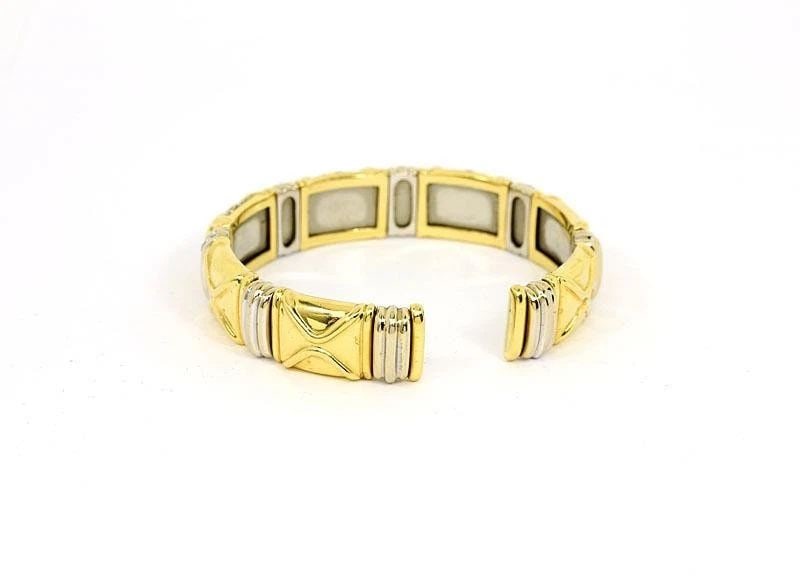 DIAMOND & CITRINE GOLD BRACELET 18K TWO TONE BAR LINK STYLE: DIAMOND & CITRINE GOLD BRACELET 18K TWO TONE BAR LINK STYLE This is a stunning estate bracelet, with diamonds and citrine. The piece is well crafted in 18k yellow gold with a nice, rounded flexible de