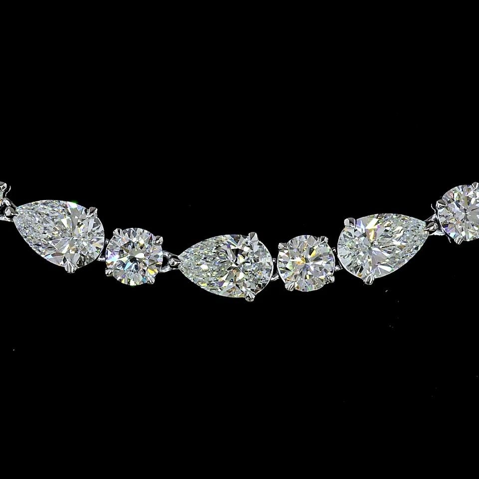 LAB-GROWN 32.93 CARAT PEAR E-F-VS DIAMOND 14K WHITE GOLD TENNIS NECKLACE: LAB-GROWN 32.93 CARAT PEAR E-F-VS DIAMOND 14K WHITE GOLD TENNIS NECKLACE Title: High-quality Brand-New Echo Friendly Elegant Lab-Grown 32.93 Carat Pear E-F-VS Diamond 14K White Gold Tennis Necklace Vi