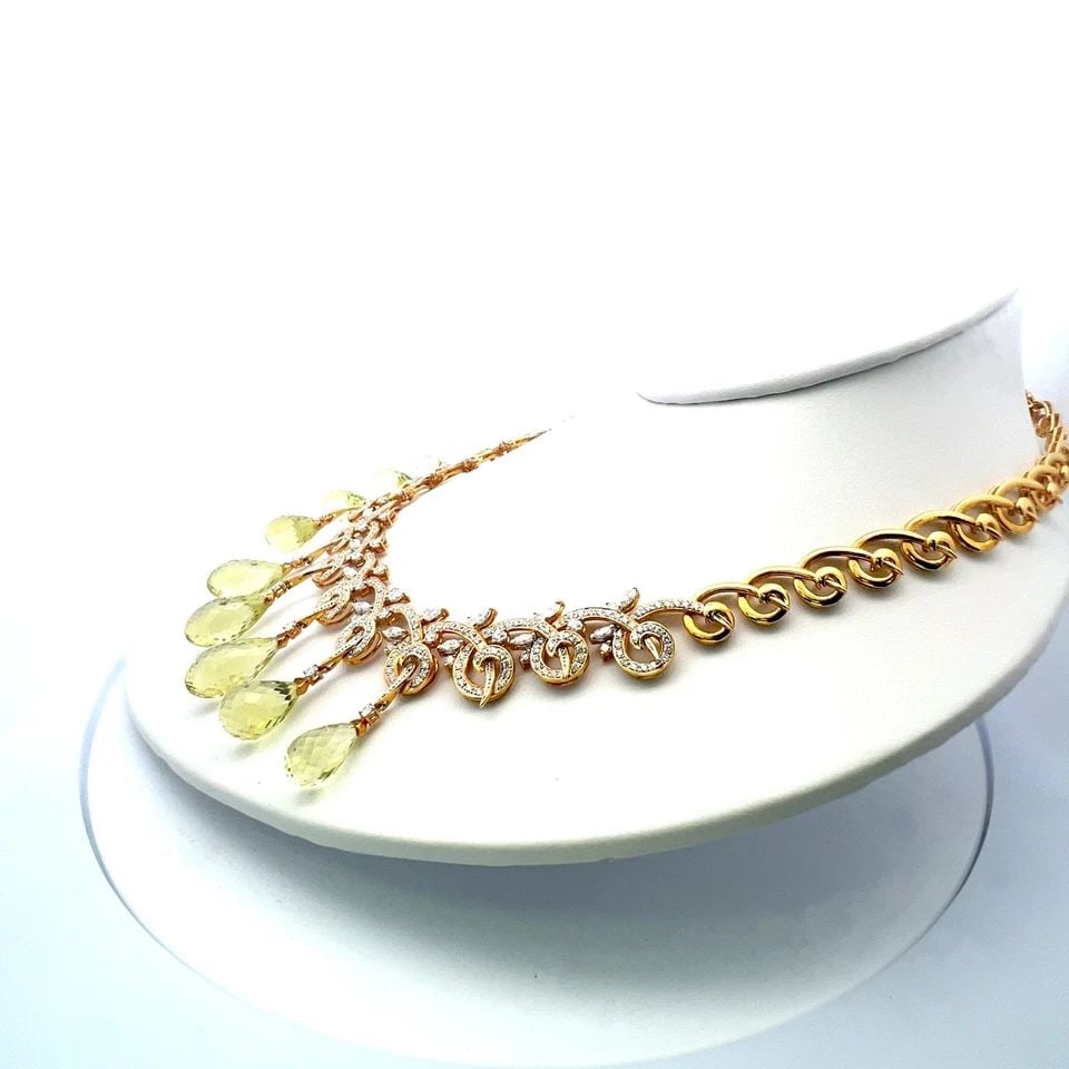 11.00 CARAT ROUND BRILLIANT DIAMOND 18 KARAT YELLOW GOLD STATEMENT NECKLACE: 11.00 CARAT ROUND BRILLIANT DIAMOND 18K YELLOW GOLD STATEMENT NECKLACE Title: 105.00 Carat 11.00 Carat Round Brilliant H VS1 Diamond 18 Karat Yellow Gold Statement Necklace Style: Statement Metal: 18 