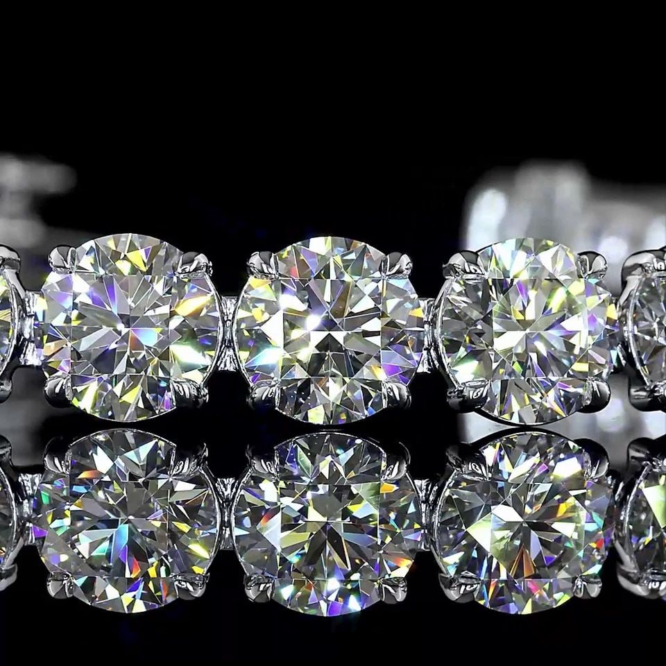 LAB-GROWN 26.27 CARAT ROUND E-F-VS1 DIAMOND 14K WHITE GOLD TENNIS BRACELET: LAB-GROWN 26.27 CARAT ROUND E-F-VS1 DIAMOND 14K WHITE GOLD TENNIS BRACELET Title: High-quality Brand-New Echo Friendly Elegant Lab-Grown 26.27 Carat Round E-F-VS1 Diamond 14K White Gold Tennis Bracele
