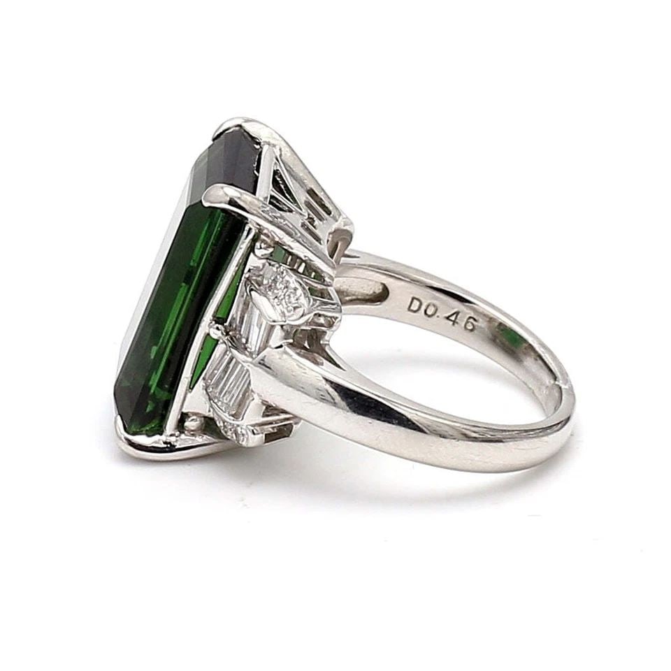 12.00 CARAT TOURMALINE 0.46 CARAT PLATINUM GEMS STONE RING DIAMOND: 12.00 CARAT TOURMALINE 0.46 CARAT PLATINUM GEMS STONE RING DIAMOND Title: 12.00 Carat Tourmaline 0.46 Carat Platinum Gems Stone Ring Style: Gems Stone Metal: Platinum Gemstone 1: 0.46 Carat Diamond Nu