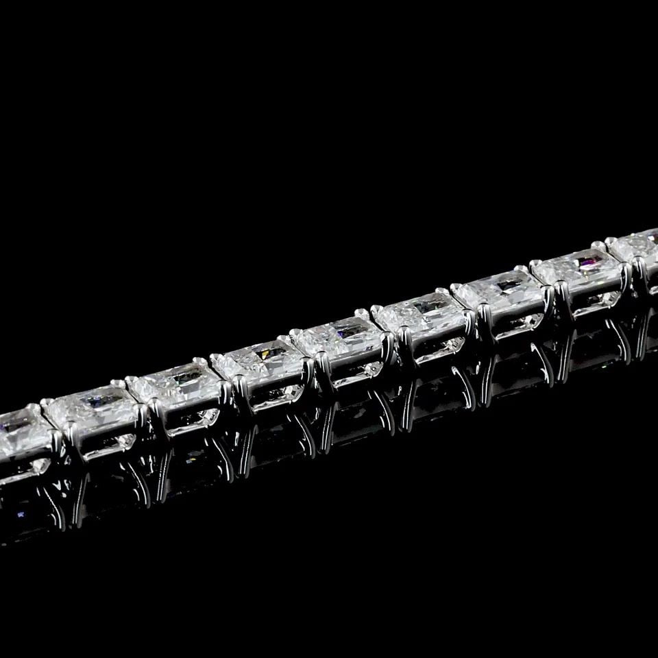 LAB-GROWN 8.04 CARAT RADIANT E-F-VS1 DIAMOND 14K WHITE GOLD TENNIS BRACELET: LAB-GROWN 8.04 CARAT RADIANT E-F-VS1 DIAMOND 14K WHITE GOLD TENNIS BRACELET Title: High-quality Brand-New Echo Friendly Elegant Lab-Grown 8.04 Carat Radiant E-F-VS1 Diamond 14K White Gold Tennis Brace