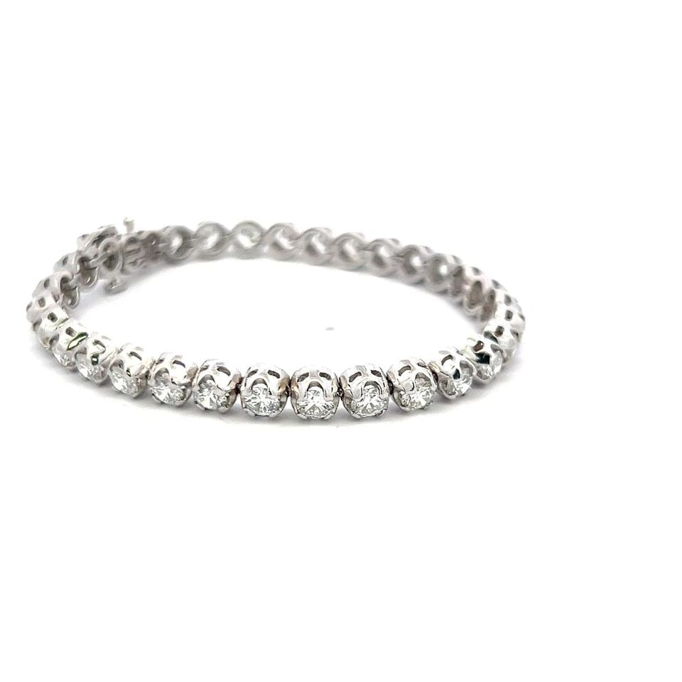 8.38 CARAT ROUND BRILLIANT LAB-GROWN DIAMOND 14 KARAT WHITE GOLD TENNIS BRACELET: 8.38 CARAT ROUND BRILLIANT LAB-GROWN DIAMOND 14 KARAT WHITE GOLD TENNIS BRACELET PRODUCT DESCRIPTION Title: 8.38 Carat Round Brilliant F VS1 Lab-Grown Diamond 14 Karat White Gold Tennis Bracelet Style