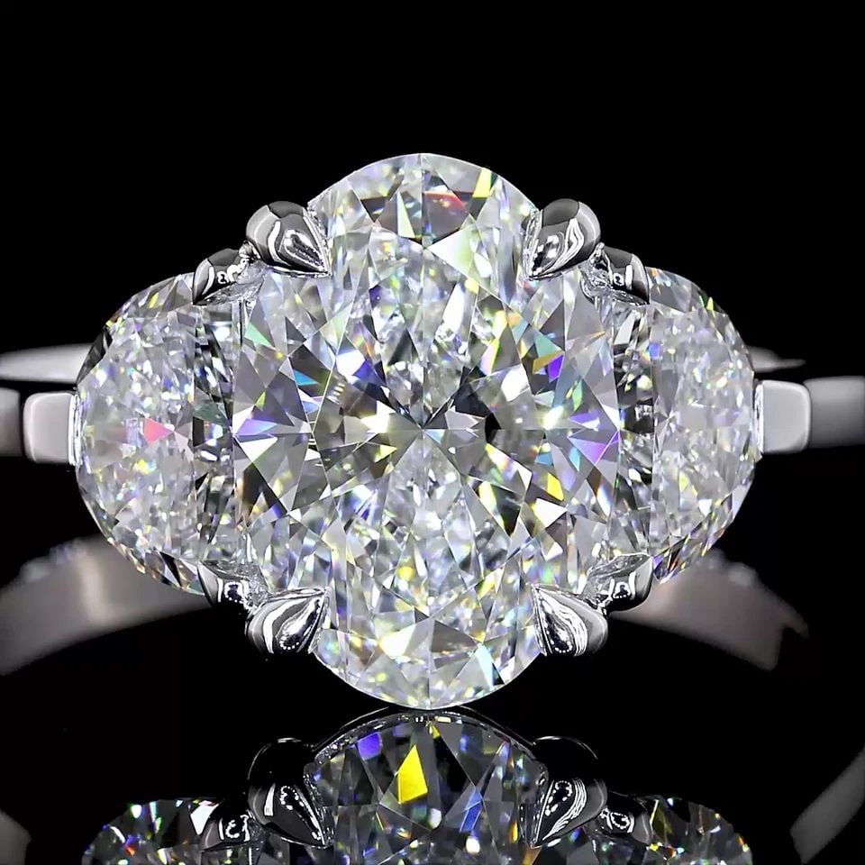 LAB-GROWN 2.95 CARAT OVAL E-F- DIAMOND 14K WHITE GOLD THREE STONES RING: LAB-GROWN 2.95 CARAT OVAL E-F- DIAMOND 14K WHITE GOLD THREE STONES RING Title: High-quality Brand-New Echo Friendly Elegant Lab-Grown 2.95 Carat Oval E-F- Diamond 14K White Gold Three Stones Ring Vide