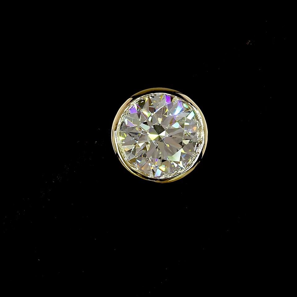 LAB-GROWN 4.05 CARAT ROUND E-F-VS1 DIAMOND 14K YELLOW GOLD STUDS EARRINGS: LAB-GROWN 4.05 CARAT ROUND E-F-VS1 DIAMOND 14K YELLOW GOLD STUDS EARRINGS Title: High-quality Brand-New Echo Friendly Elegant Lab-Grown 4.05 Carat Round E-F-VS1 Diamond 14K Yellow Gold Studs Earrings 