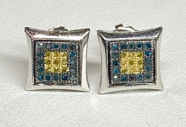 14K WHITE GOLD SQUARE EARRINGS WITH 0.25CTS OF BLUE & YELLOW DIAMONDS 1.4G: 14K WHITE GOLD EARRINGS WITH BLUE, YELLOW ROUND DIAMONDS 14k White Gold Earrings with Blue, Yellow Round Diamonds You are bidding on a pre-owned 14k White Gold Earrings with Blue, Yellow Round Diamond