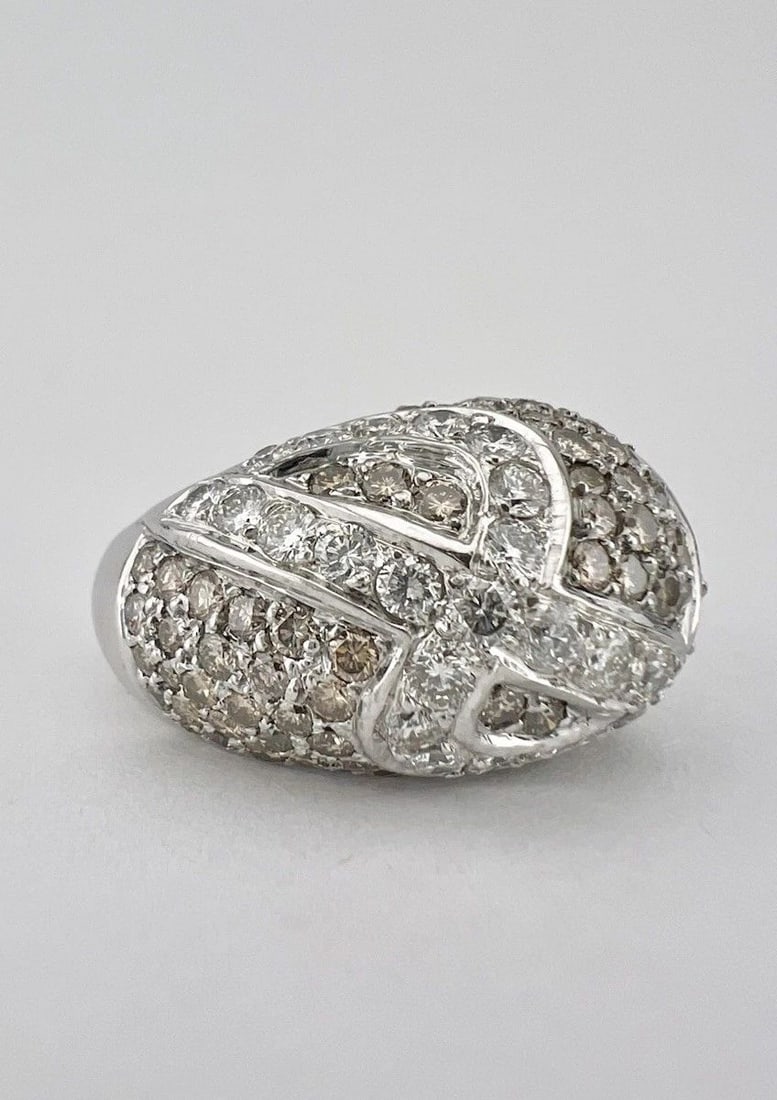 DESIGNER 18K WHITE GOLD 4.00TCW APPX CHAMPAGNE & WHITE DIAMOND CLUSTER DOME RING: DESIGNER 18K WHITE GOLD 4.00TCW APPX CHAMPAGNE & WHITE DIAMOND CLUSTER DOME RING Designer 18k White Gold 4.00tcw Appx Champagne & White Diamond Cluster Dome Ring Ring Size: 8.25 - Can be Resized Metal