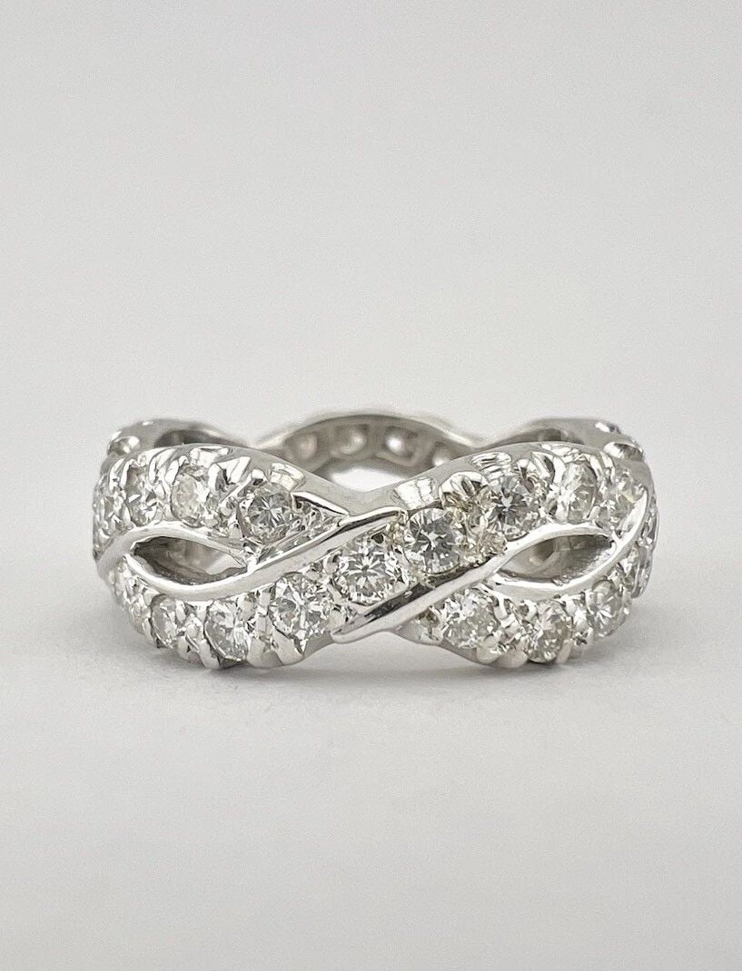 ANTIQUE WHITE GOLD 1.35CT VS2 DIAMOND ETERNITY WEDDING BAND INFINITY RING (1 of 2)