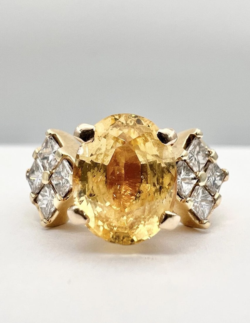 ANTIQUE 14K YELLOW GOLD 3.5CT YELLOW SAPPHIRE & 1.20CT PRINCESS CUT DIAMOND RING: ANTIQUE 14K YELLOW GOLD 3.5CT YELLOW SAPPHIRE & 1.20CT PRINCESS CUT DIAMOND RING Antique 14k Yellow Gold 3.5ct Yellow Sapphire & 1.20ct Princess Cut Diamond Ring Size: 10 - Can Be Resized Weight is 8.