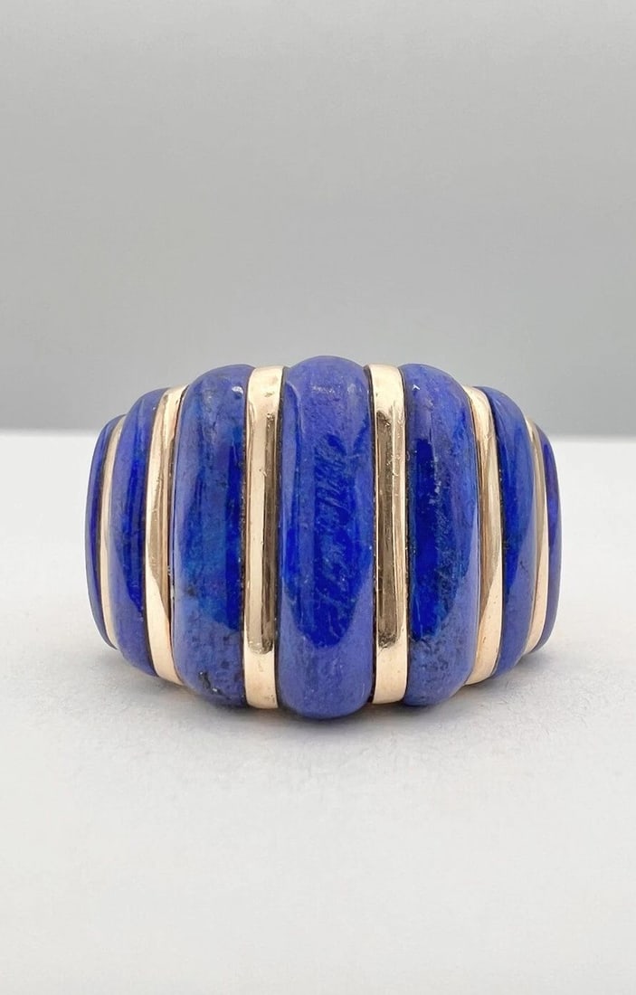VINTAGE 14K YELLOW GOLD & CARVED NATURAL BLUE LAPIS LAZULI SHIELD RING 13.7G (1 of 2)