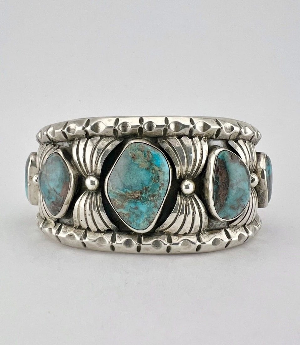 VTG NAVAJO SMOKEY BISBEE TURQUOISE STERLING SILVER STAMPED CUFF BRACELET 98G (1 of 2)