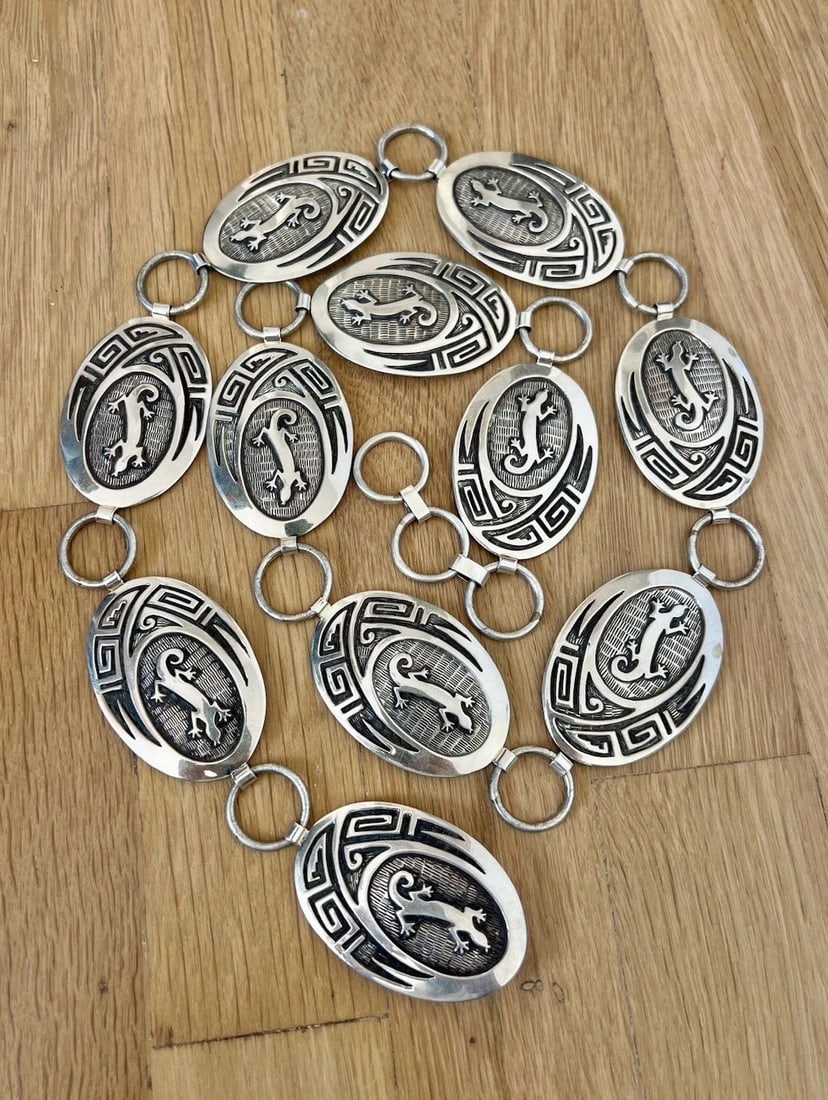 VTG D CHAVEZ & YELLOWHORSE NAVAJO STERLING SILVER LIZARD LINK CONCHO BELT 272.6G (1 of 2)