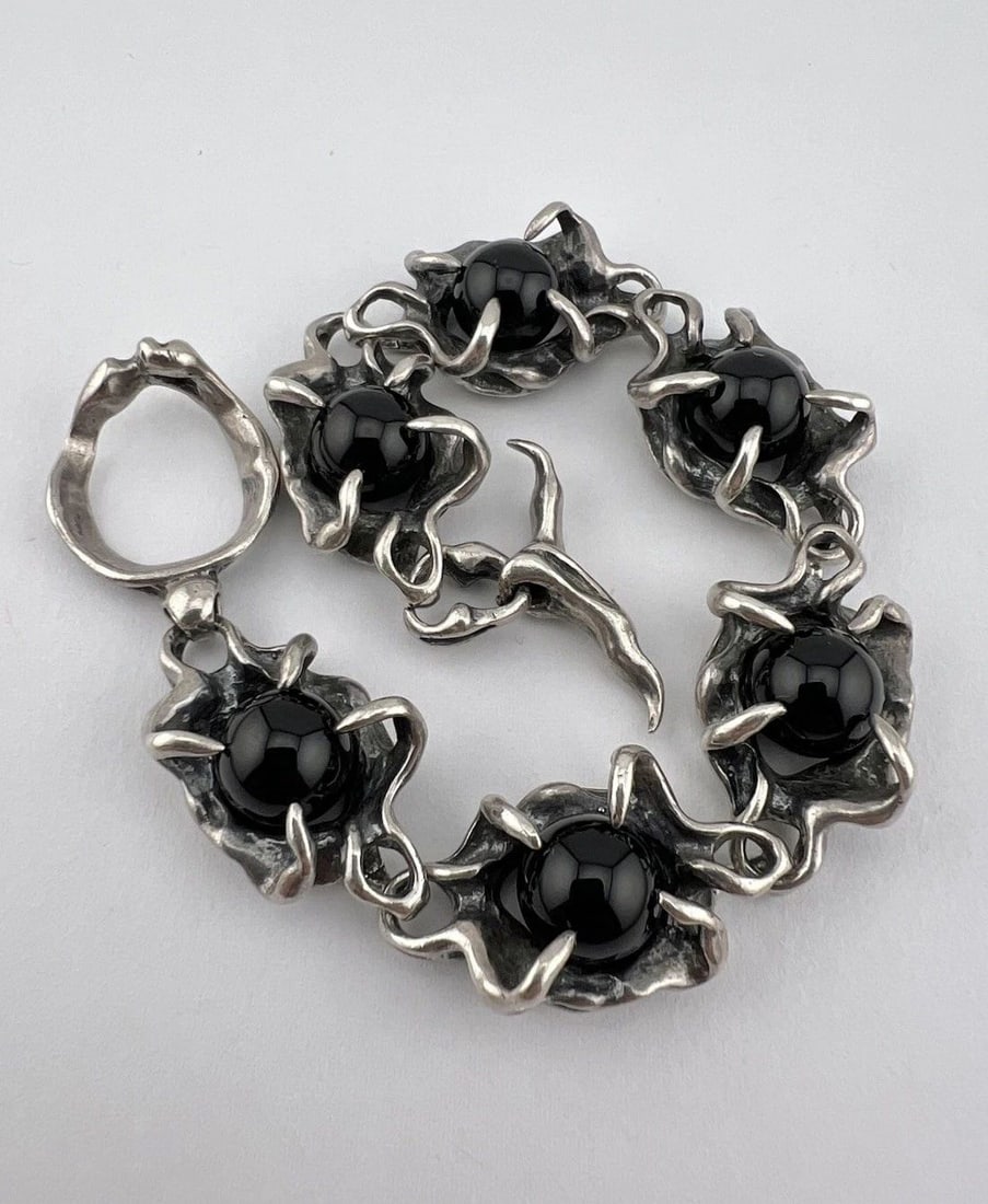 GACKT DARTS GIGOR GOTHIC PUNK BIKER STERLING SILVER & ONYX EVIL DESIGN BRACELET (1 of 2)
