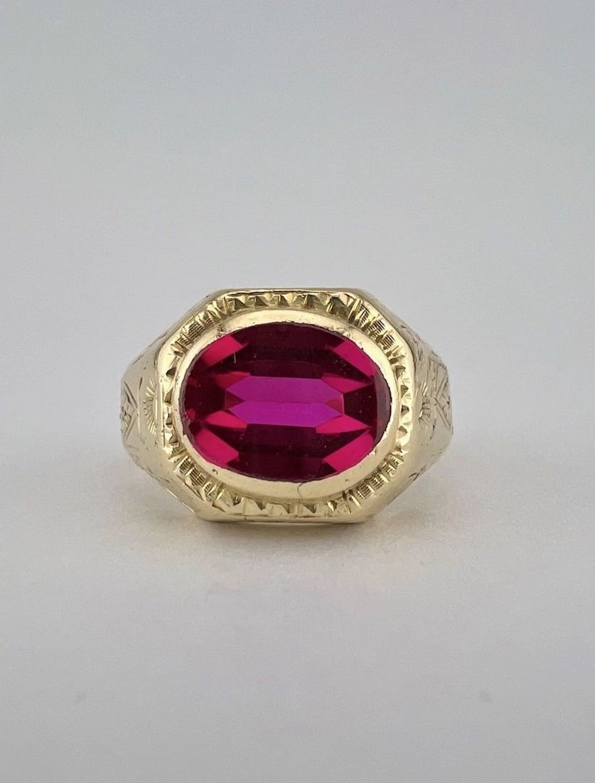 ANTIQUE VICTORIAN 14K YELLOW GOLD OLD CUT SYNTHETIC LAB RUBY SIGNET PINKY RING (1 of 2)