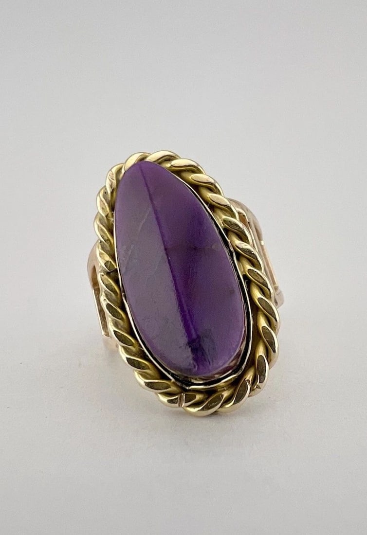 VINTAGE NAVAJO 14K YELLOW GOLD CARVED PURPLE SUGLITE HANDMADE RING 8.5G (1 of 2)