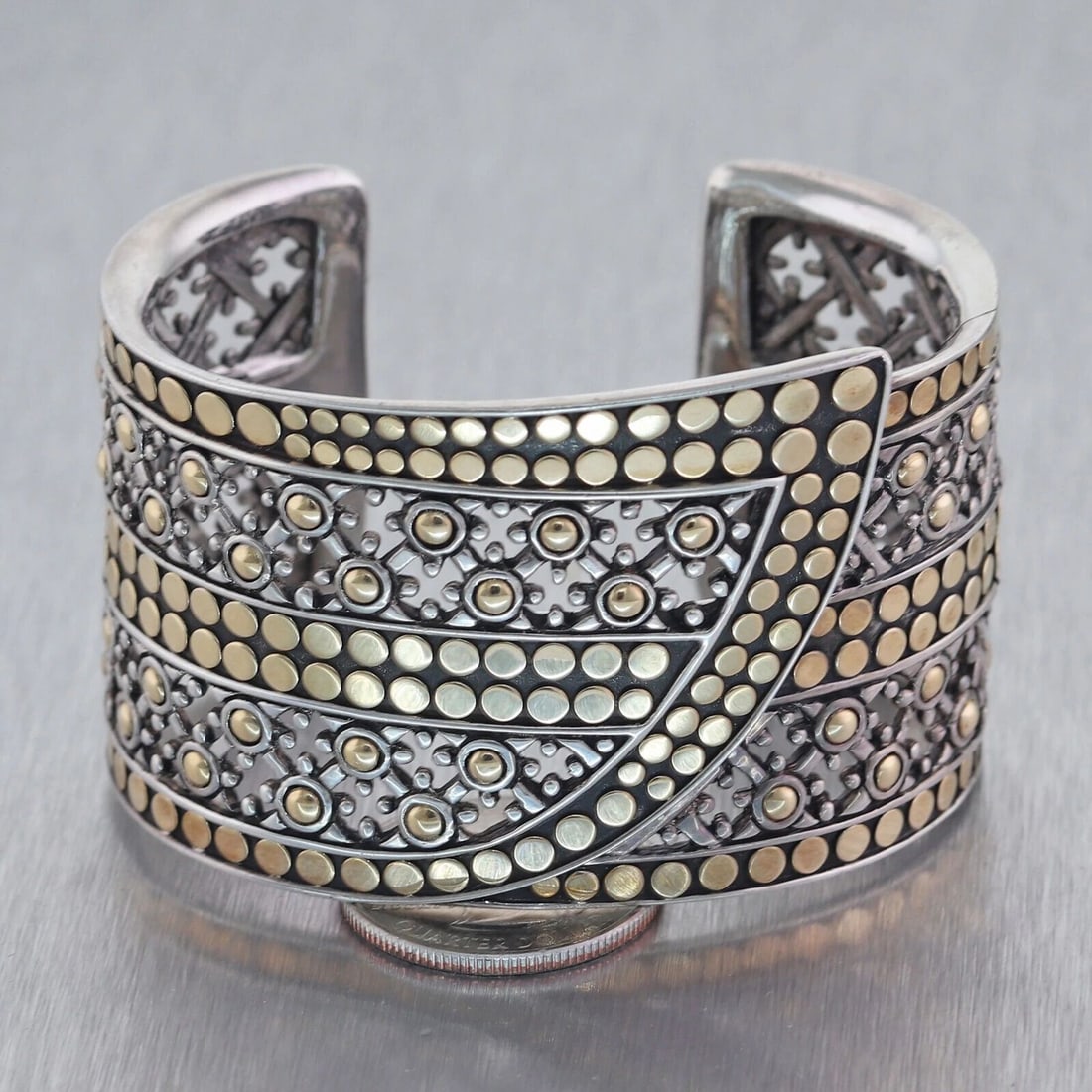 JOHN HARDY STERLING SILVER 18K YELLOW GOLD WIDE JAISALMER DOT KICK CUFF BRACELET (1 of 2)