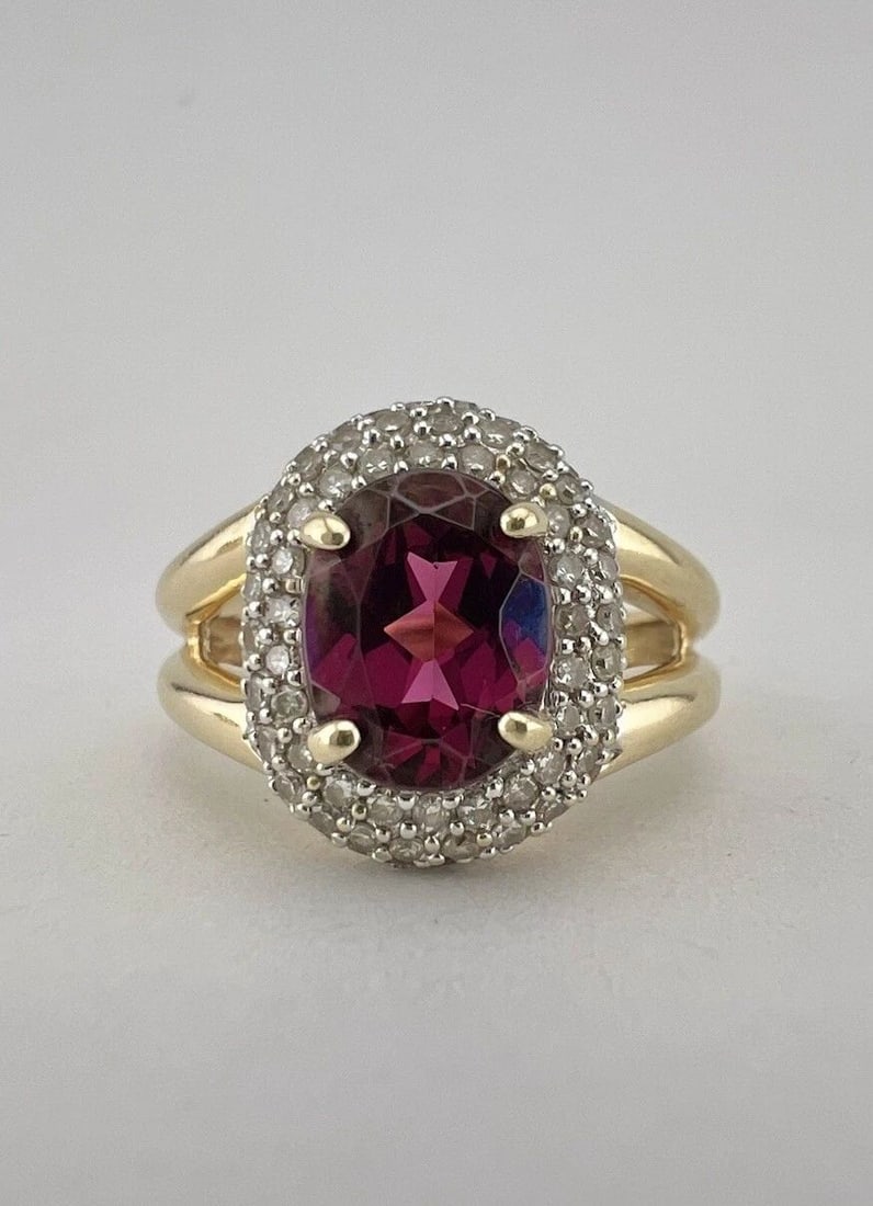 DESIGNER 14K YELLOW GOLD RHODOLITE GARNET & PAVE SET DIAMOND HALO RING: DESIGNER 14K YELLOW GOLD RHODOLITE GARNET & PAVE SET DIAMOND HALO RING Designer 14k Yellow Gold Rhodolite Garnet & Pave Set Diamond Halo Ring Ring Size: 7 - Can Be Resized Weight is 5.9 Grams on my sc