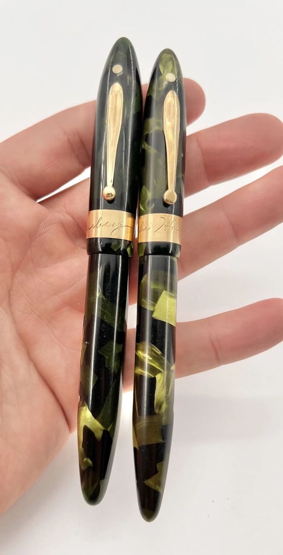 SHEAFFER FOUNTAIN 14K GOLD BAND GREEN MARBLE HIS & HERS PEN SET - OVERSIZED (1 of 2)