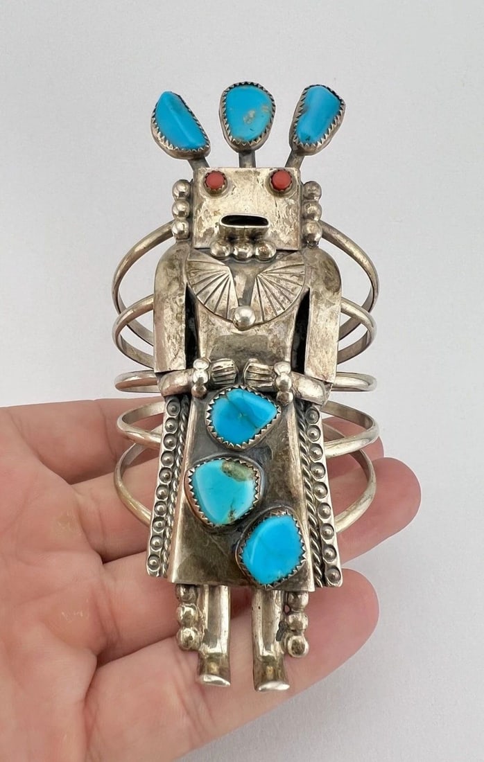 HUGE 4 3/8" VTG ZUNI STERLING SILVER TURQUOISE & CORAL KACHINA CUFF BRACELET 79G: HUGE 4 3/8" VTG ZUNI STERLING SILVER TURQUOISE & CORAL KACHINA CUFF BRACELET 79G HUGE 4 3/8" Vtg Zuni Sterling Silver Turquoise & Coral Kachina Cuff Bracelet 79g Cuff is 5" tip to Tip and has a 7/8" W
