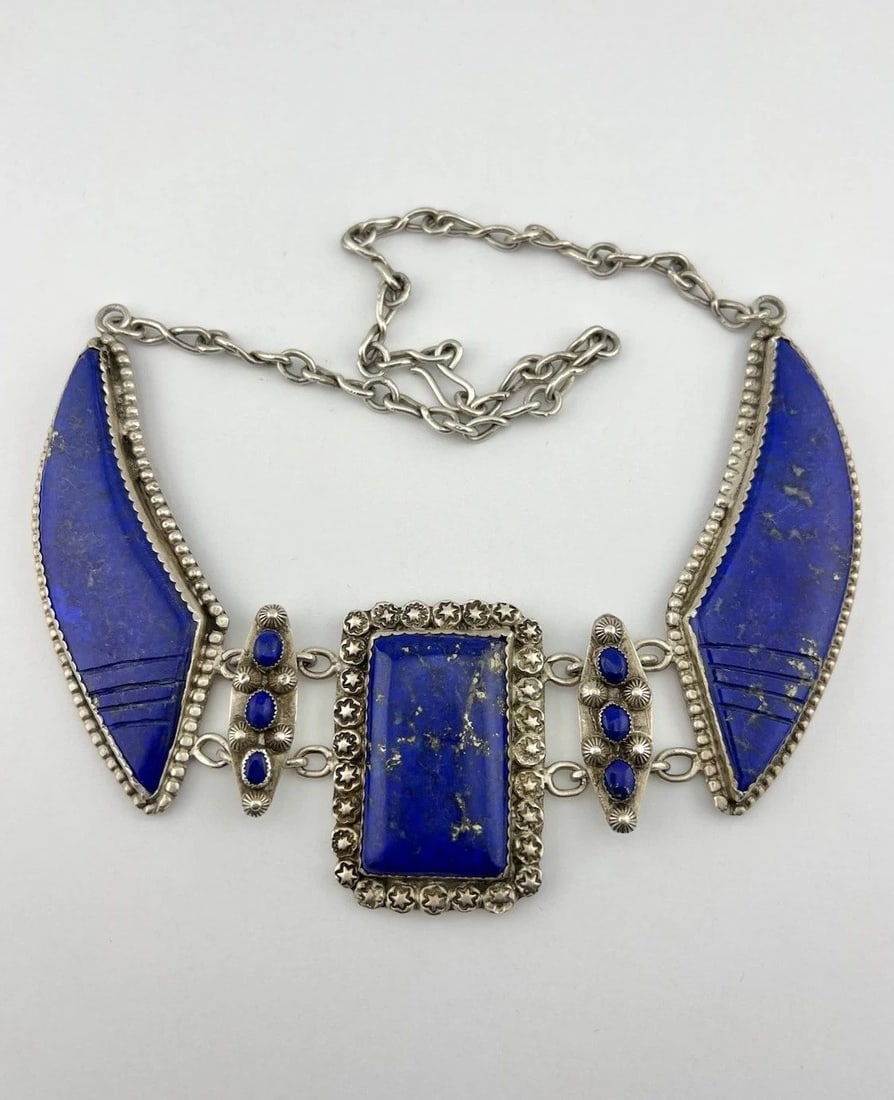 HUGE VTG NAVAJO STERLING SILVER LAPIS LAZULI STAMPED BIB COLLAR NECKLACE 167G: HUGE VTG NAVAJO STERLING SILVER LAPIS LAZULI STAMPED BIB COLLAR NECKLACE 167G HUGE Vtg Navajo Sterling Silver Lapis Lazuli Stamped Bib Collar Necklace 167g MEASUREMENTS: Necklace measures 20" tip To t