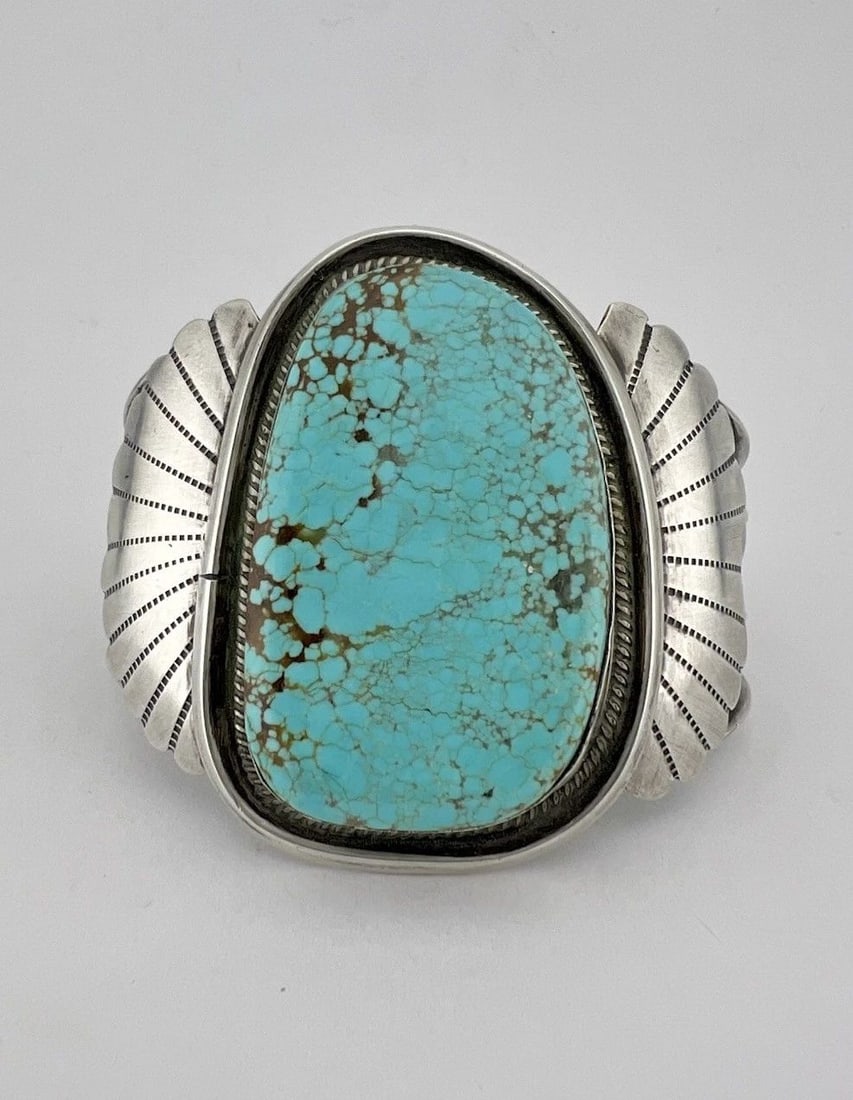 VTG NAVAJO STERLING SILVER NATURAL SPIDERWEB #8 TURQUOISE CUFF BRACELET 77.7G (1 of 2)
