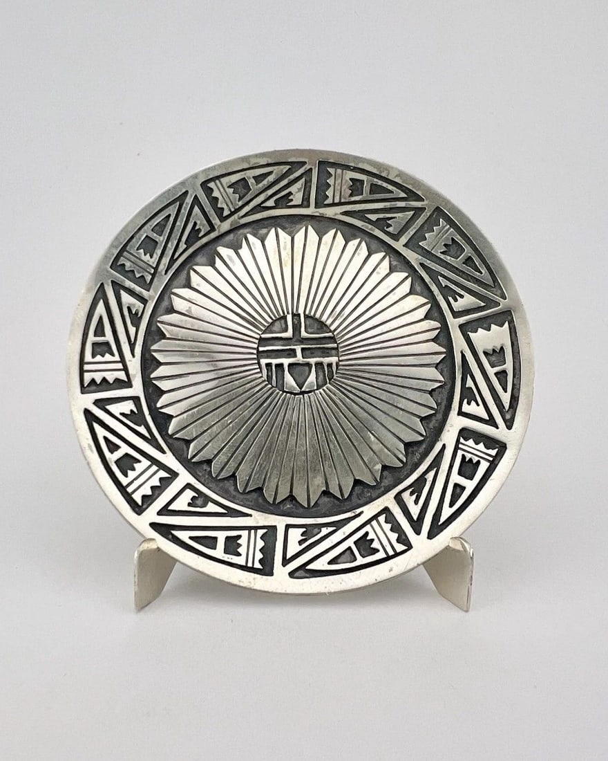 RARE VTG NAVAJO STERLING SILVER DETAILED SUNFACE OVERLAY 3 1/8" PLATE & STAND #1 (1 of 2)