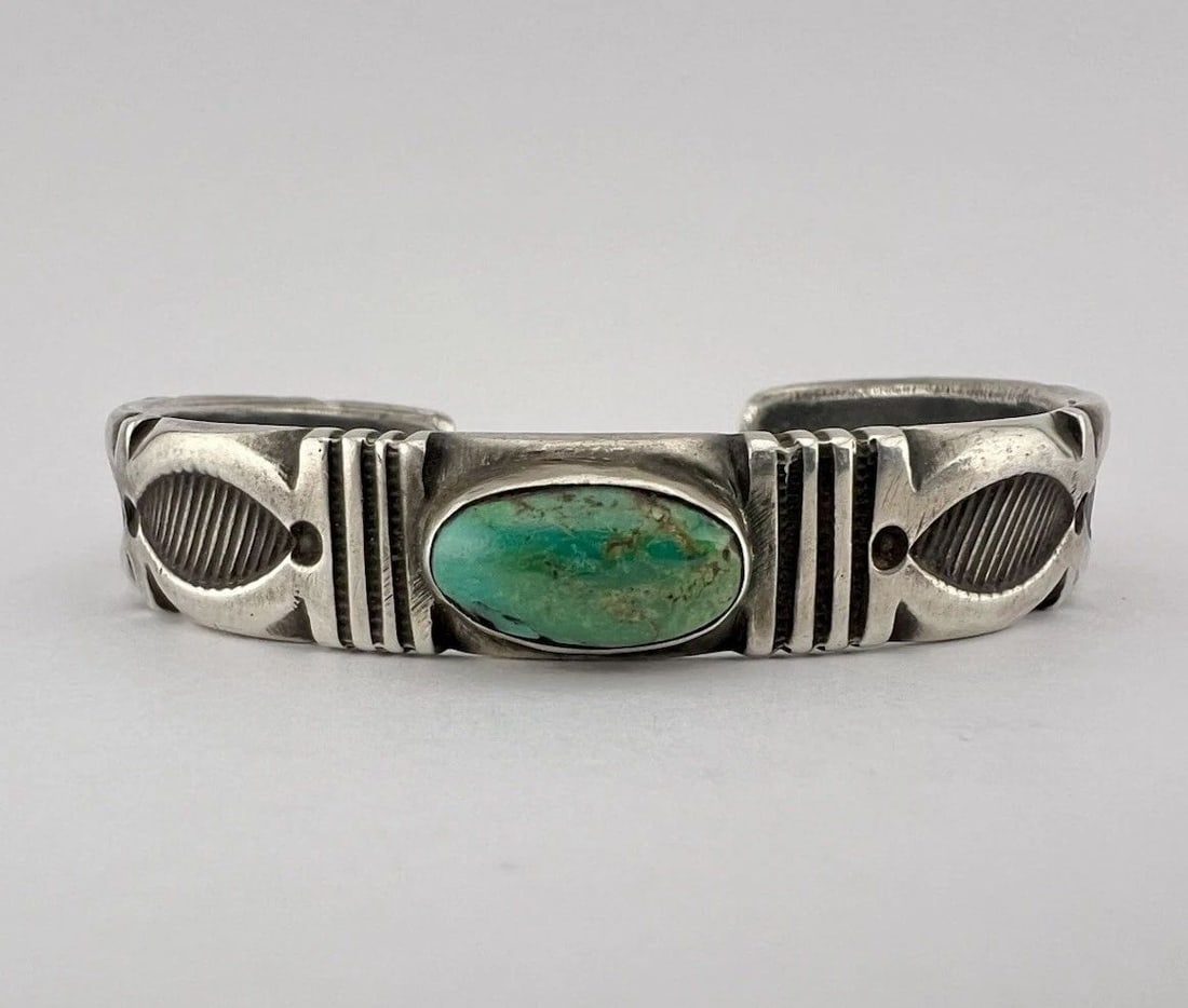 VTG JOCK FAVOUR INGOT COIN SILVER CERRILLOS TURQUOISE CHISELED CUFF BRACELET #4: VTG JOCK FAVOUR INGOT COIN SILVER CERRILLOS TURQUOISE CHISELED CUFF BRACELET #4 Jock Favour Ingot Coin Silver Chiseled Cerrillos Turquoise Cuff Bracelet #4 Cuff Size is 5 1/8" tip to Tip and has an 7/