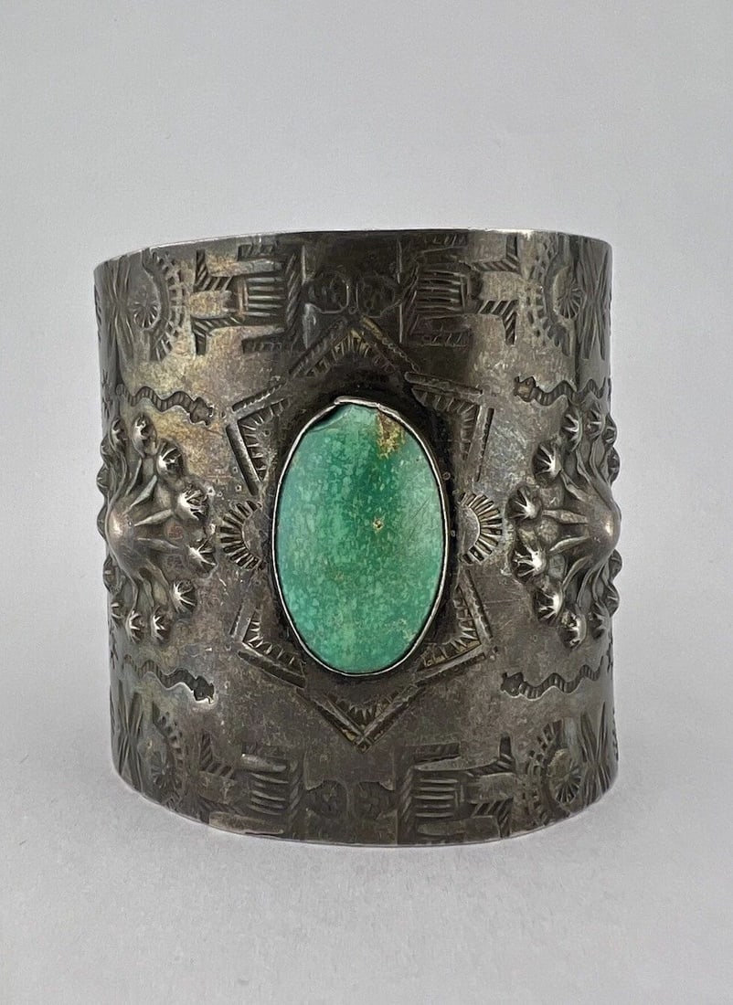 1940S FRED HARVEY NAVAJO STERLING CERRILLOS TURQUOISE STAMPED WIDE CUFF BRACELET: 1940S FRED HARVEY NAVAJO STERLING CERRILLOS TURQUOISE STAMPED WIDE CUFF BRACELET Vintage 1940s Fred Harvey Era Navajo Sterling Cerrillos Turquoise Stamped WIDE Cuff Bracelet Cuff is 5 3/8" tip to Tip 
